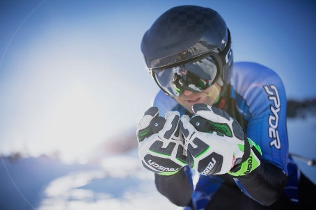 Giro Announces Innovative Ski Helmet reinforced by TeXtreme®